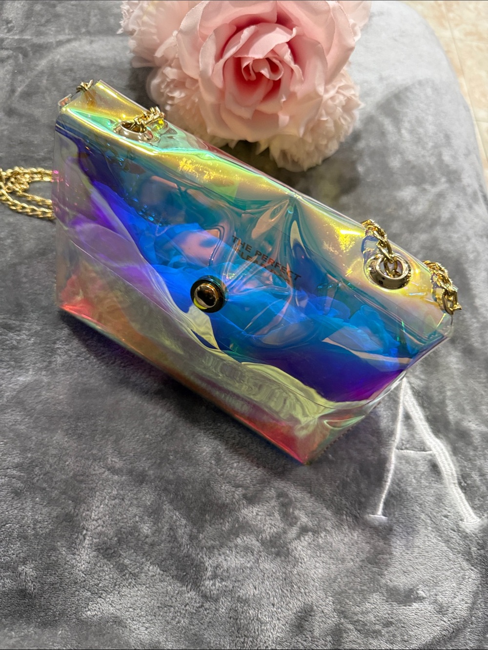 Iridescent Holographic Chain Shoulder Bag -